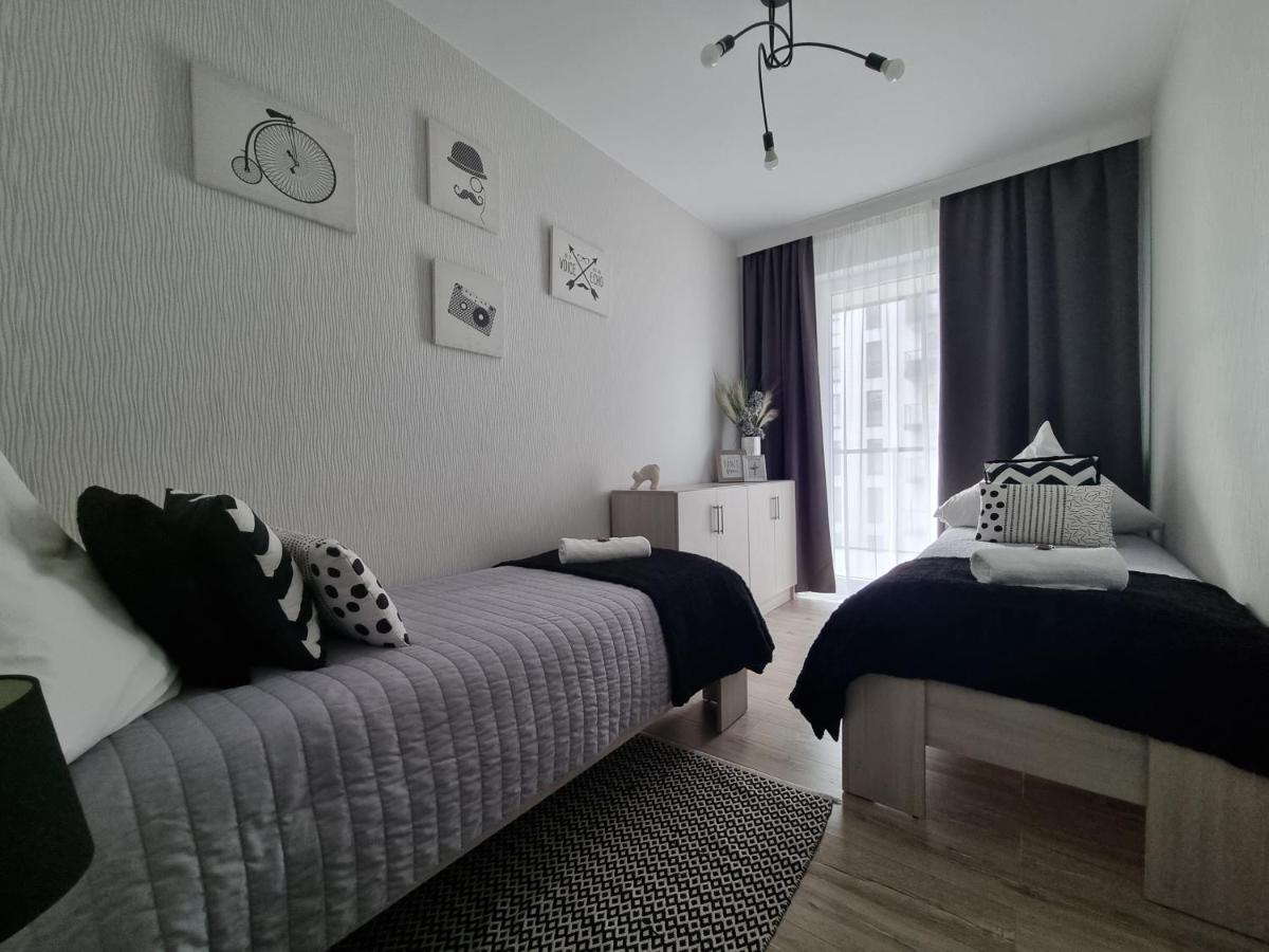 Familiensuite mit Balkon