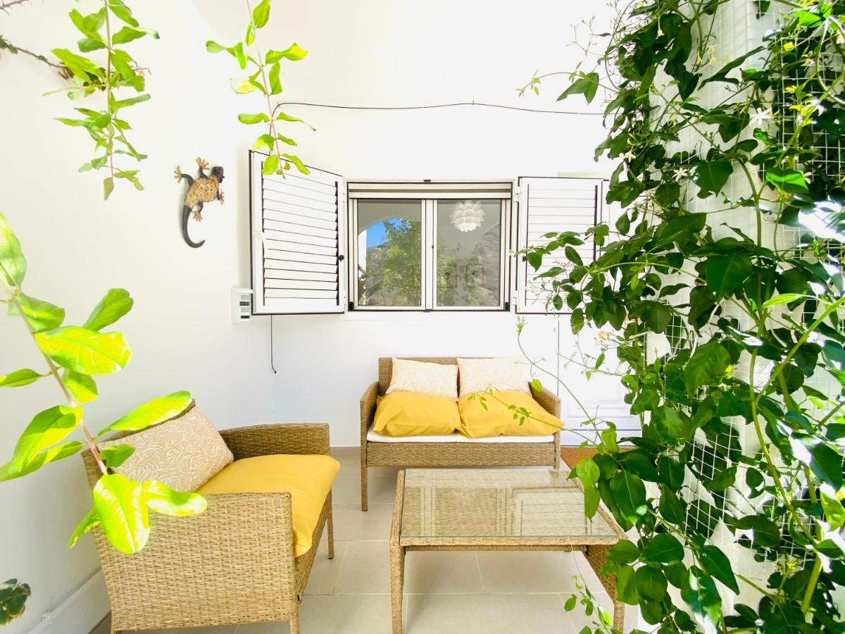 Charming And Cozy House in Agaete - B&B San Pedro