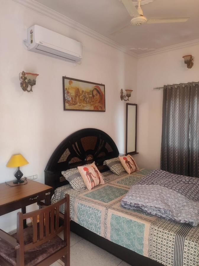 Deluxe Double Room (2 Adults + 1 Child)