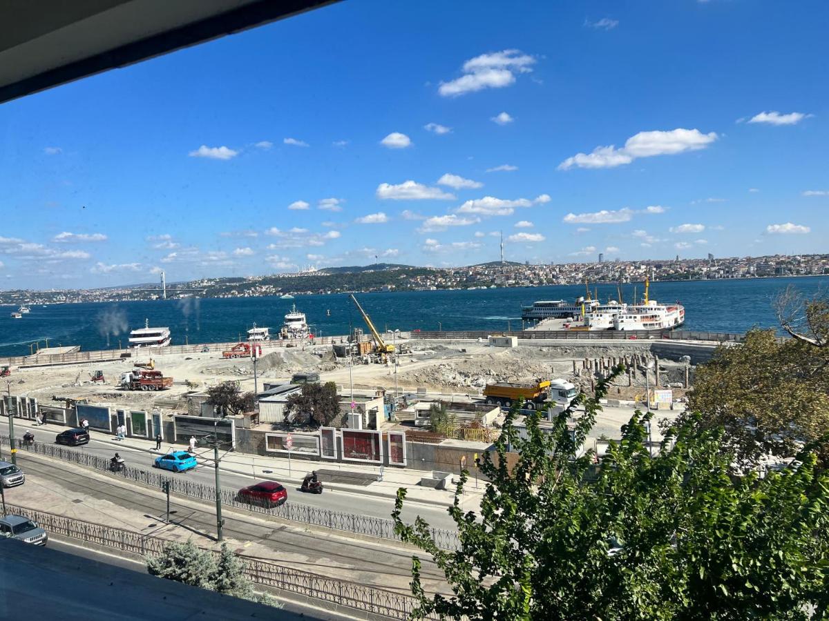 Stunning Sea View Amazing Flat 4BR 2BA AC - Bed and Breakfast Istanbul