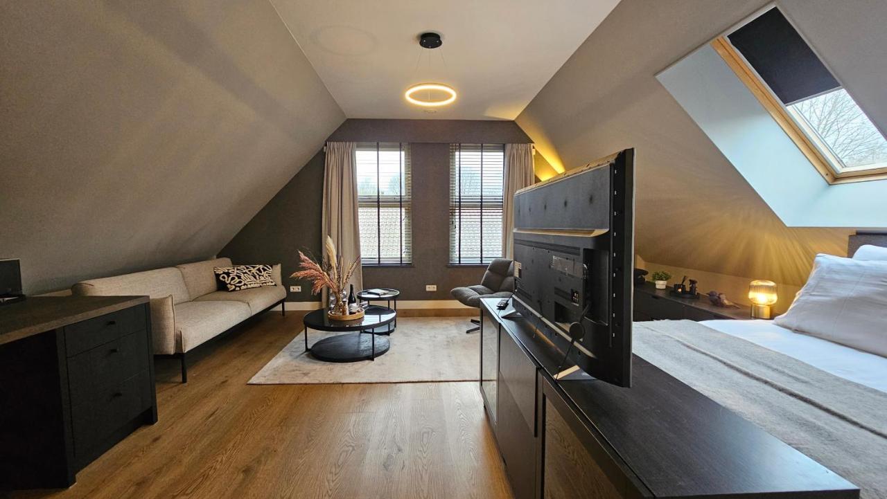 Triple Room with Bathroom