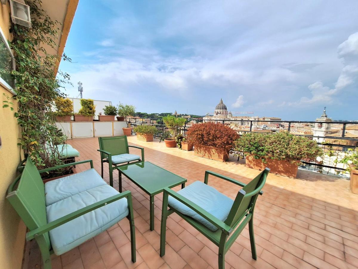 Penthouse Apartment