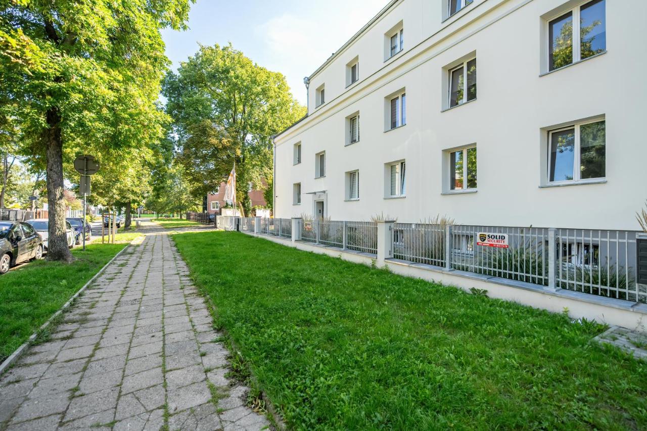 Jasne Studio Rycerska w Poznaniu SmartTV by Noclegi Renters - B&B