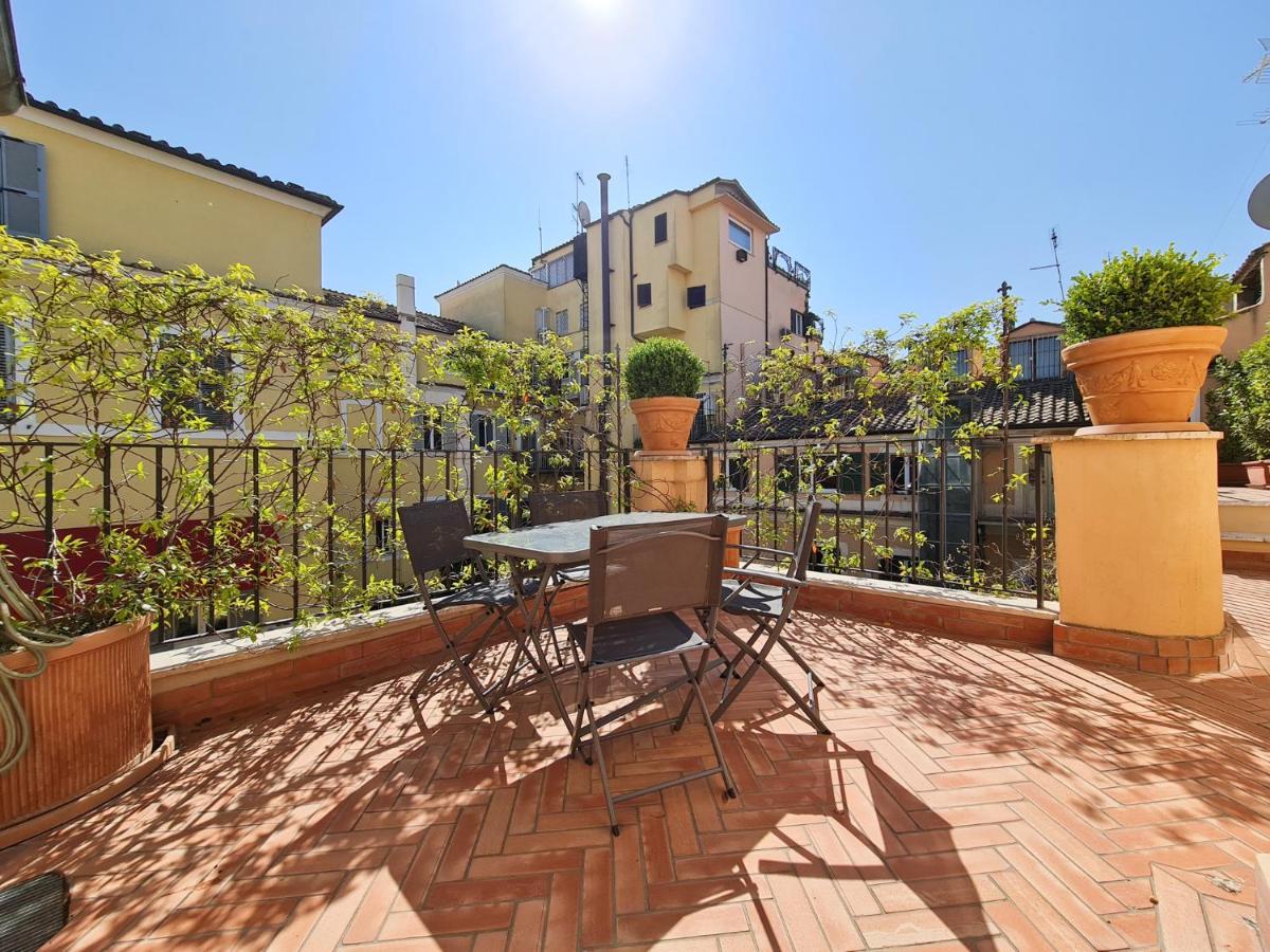CS Stylish Loft with Terrace Spanish Steps - B&B Roma