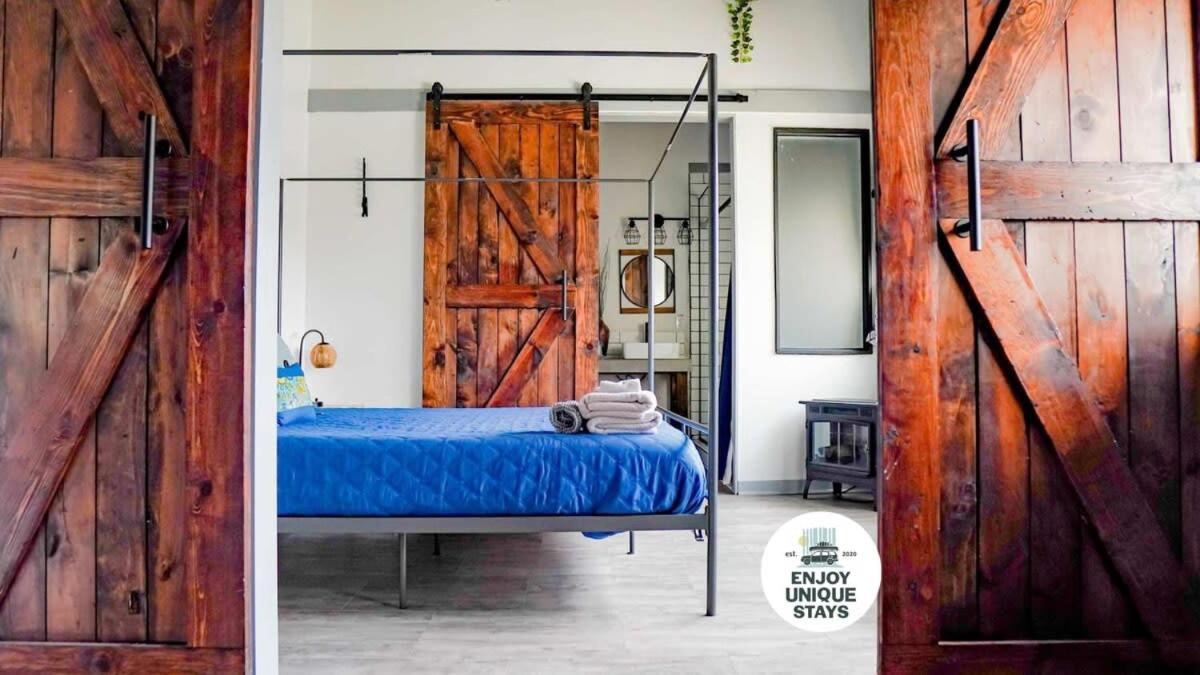Rivers Edge Lofts - Unit 2 - Bed and Breakfast