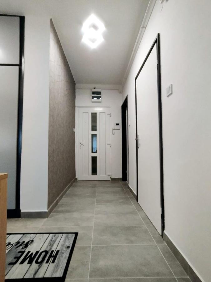 COSMOPOLITAN Apartman - Ferienwohnung