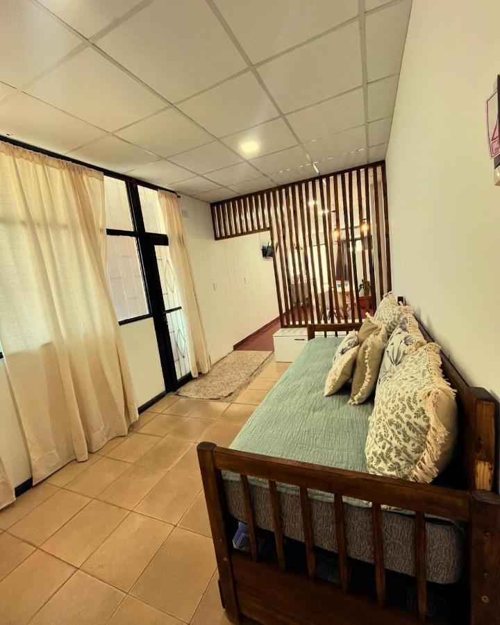 pleno centro de ctes-cordoba - Bed and Breakfast