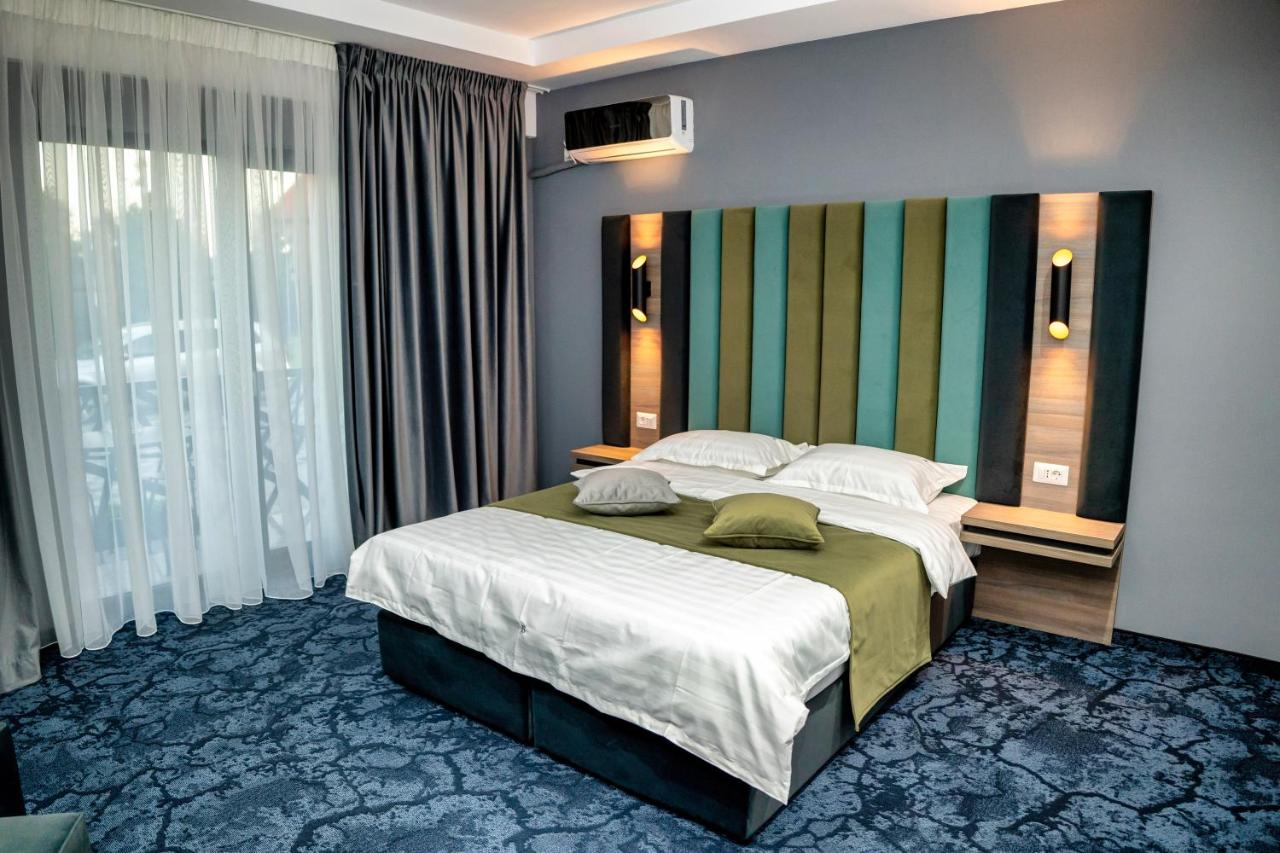 Kamer met Kingsize Bed en Balkon