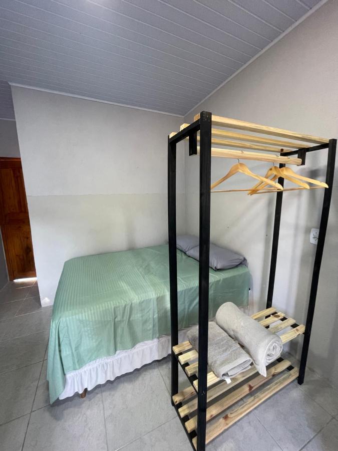 Mini casa perto BC, Penha - B&B