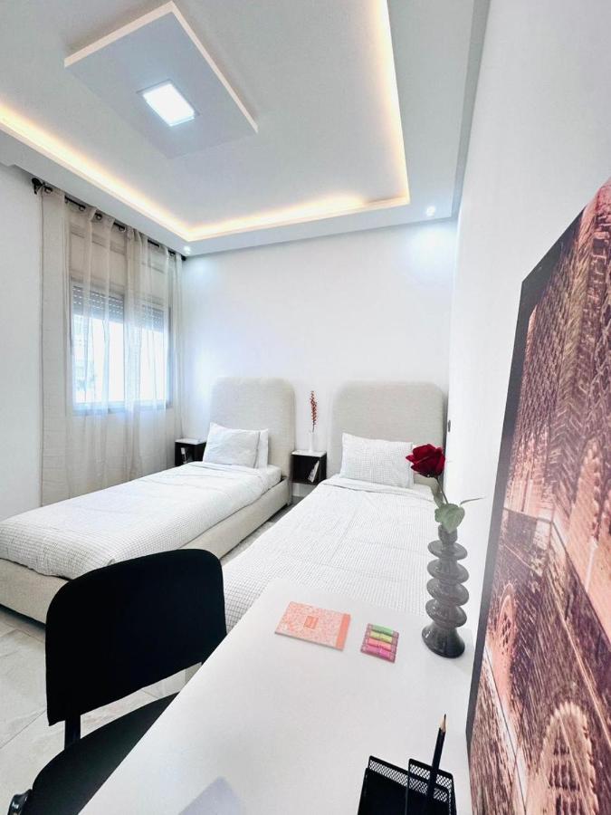 Elegant 3BR Stay 5min to Hay Riad - Ferienwohnung Temara