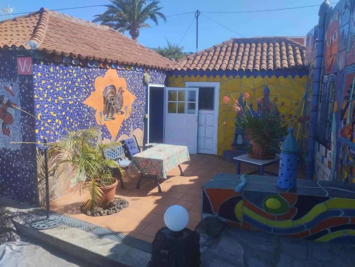 Casa Mosaico, sunset and garden - B&B