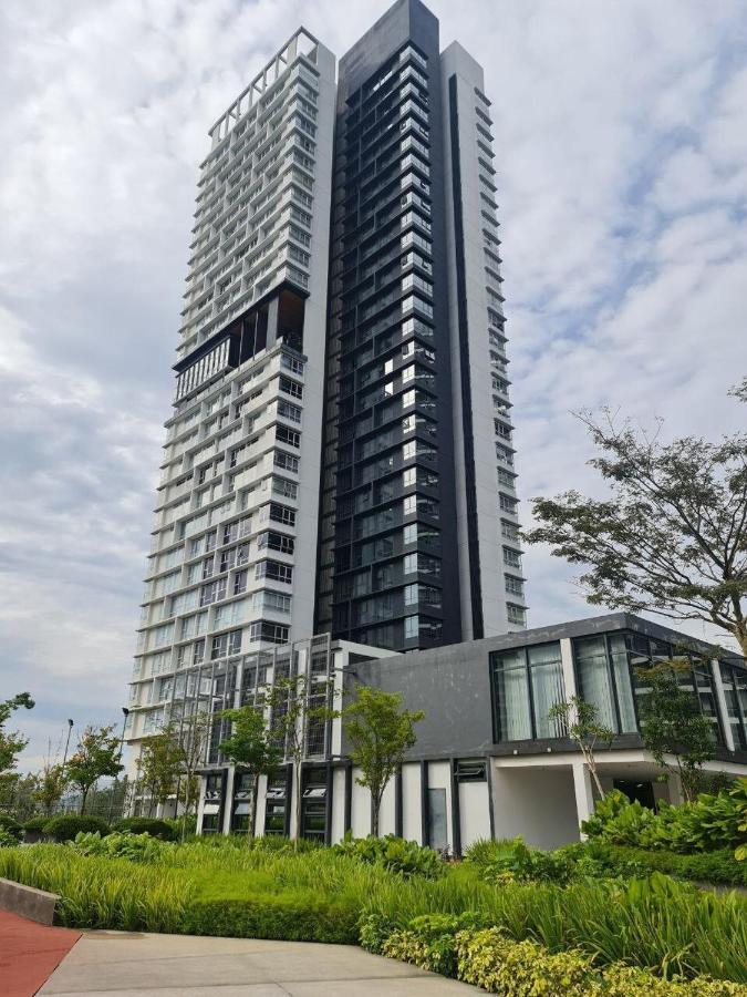 Bique's Home - KL East, The Ridge - 3 Bedroom's Apartment - B&B