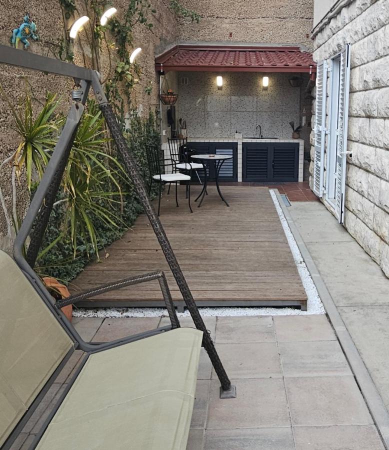 Dubrovniks best views apartment from a spacious terrace - B&B