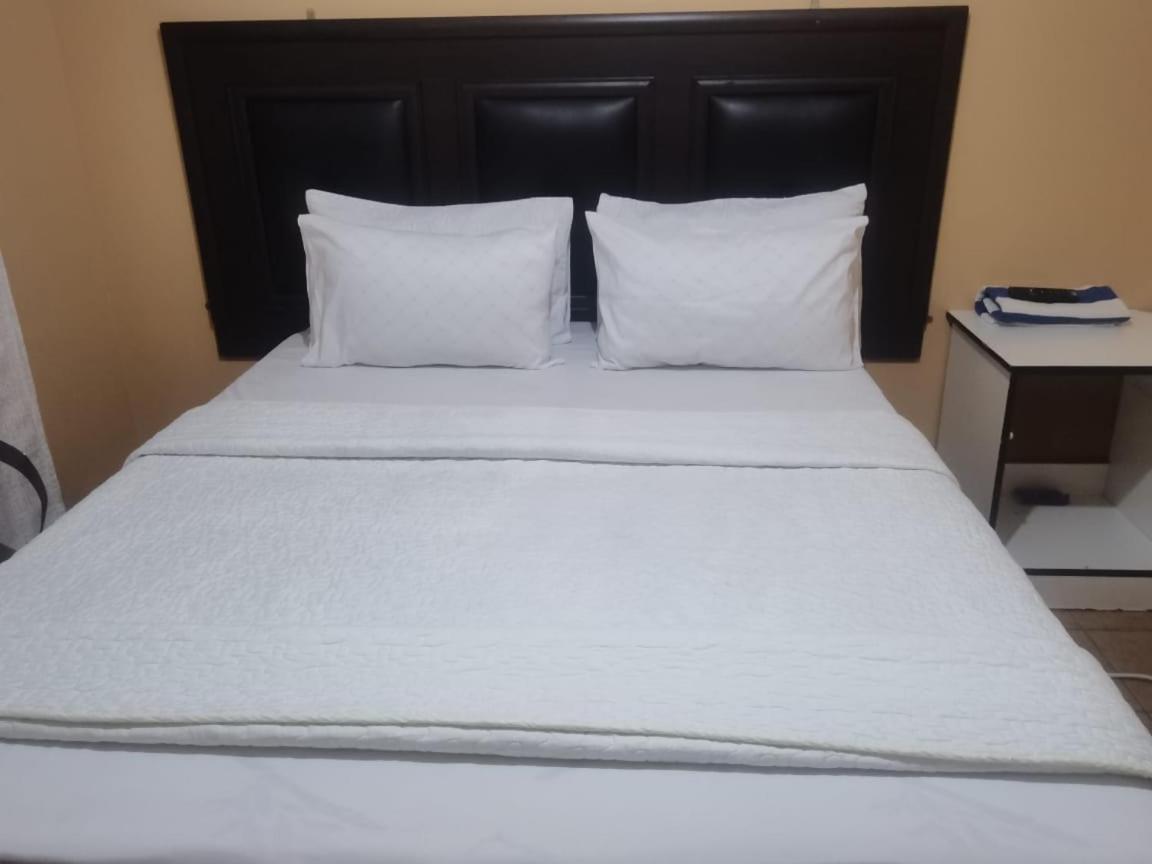 Habitación Doble con baño privado