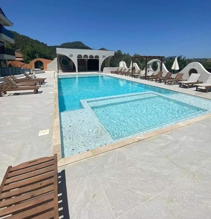 Suites with private pools - B&B Ölüdeniz