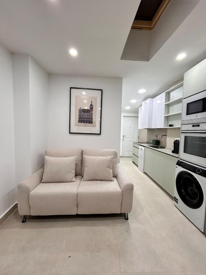 AeroSuites103 Alojamiento Madrid - Chambres d'hôtes Madrid