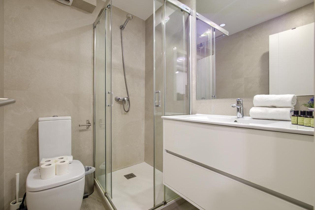 Three-Bedroom Apartment - High Floor