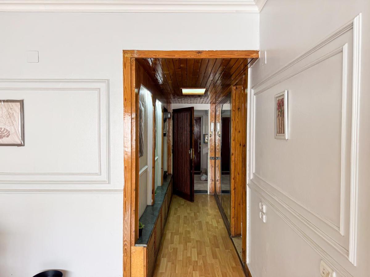 2BR Degla Maadi Square - B&B Il Cairo