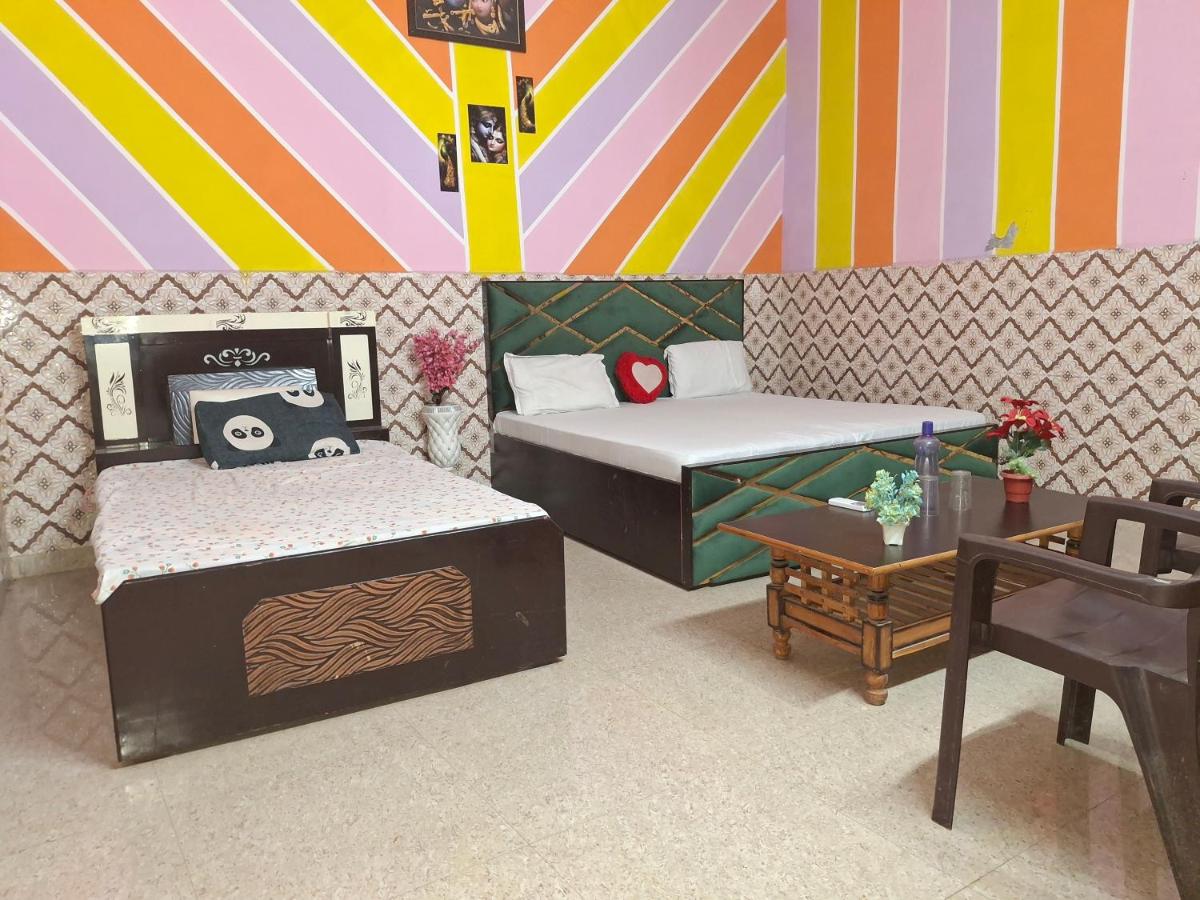 Krishna Guest House - B&B