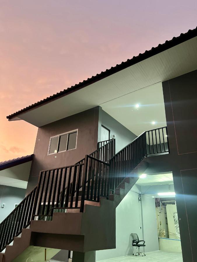 Boonyawat Apartment - Ferienwohnung