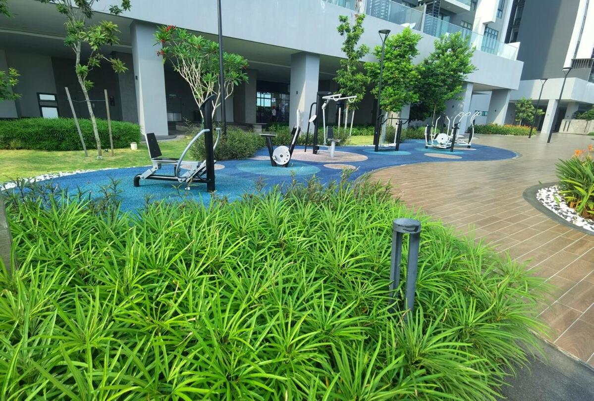 MJ Homestay 99 Batu Caves KL North 99Residence 3R2B - B&B