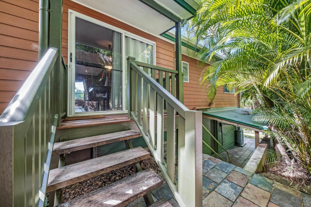Treetop Paradise Retreat with Pool - B&B