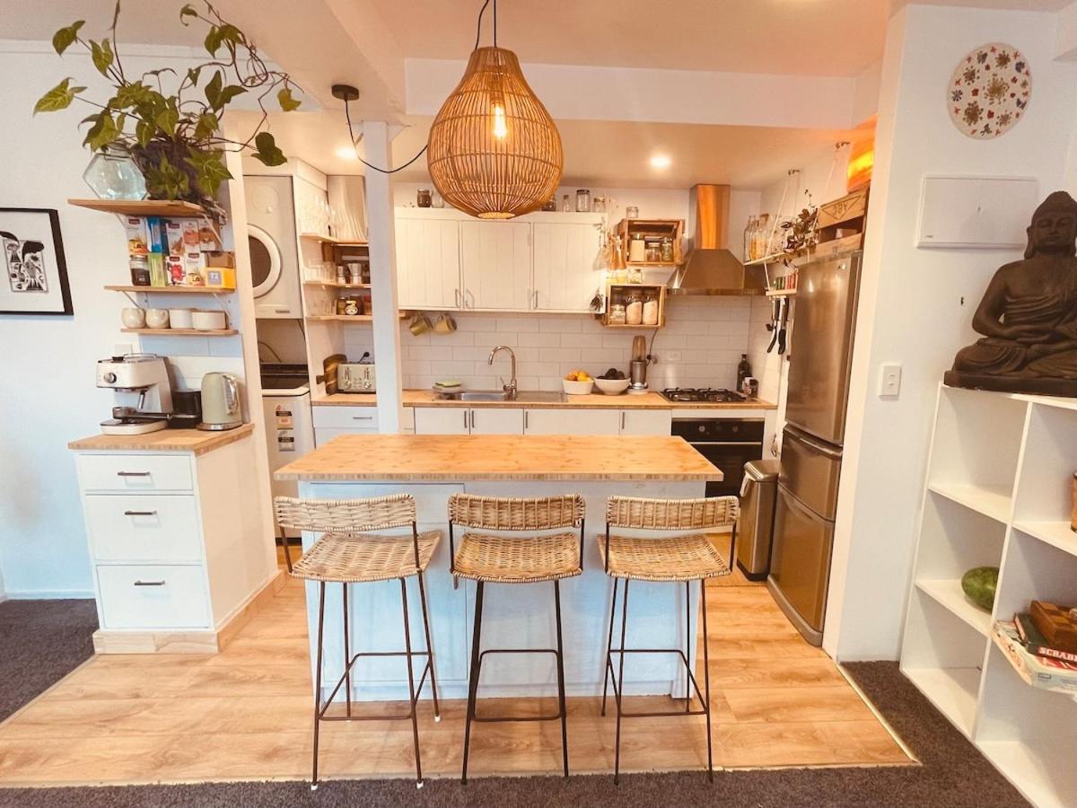 The Lazy Surfer - B&B New Plymouth