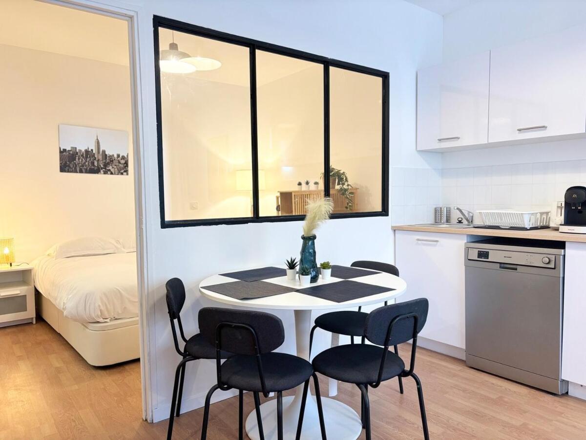 Grand appartement avec terrasse - 4 voyageurs - Chambres d’hôtes Roubaix