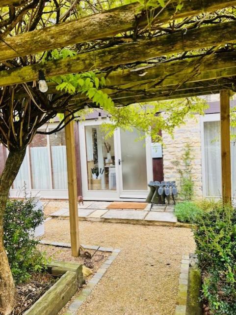 The Old Dairy Retreat - Bed and Breakfast