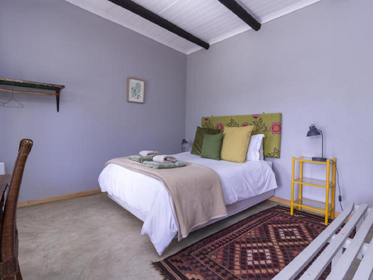 Wilde Olyf: Self-catering
