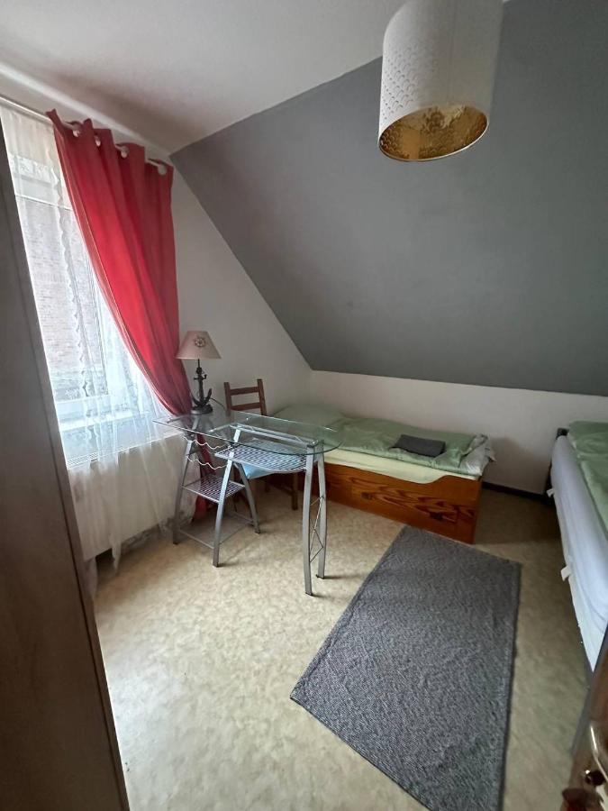 Tweepersoonskamer met 2 Aparte Bedden