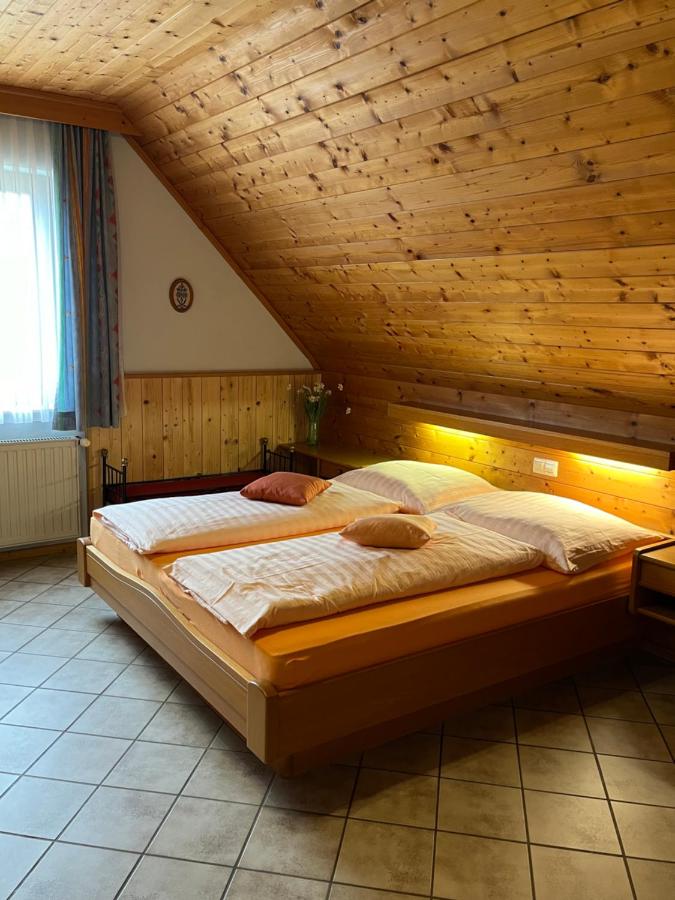 Apartamento de 2 dormitorios con balcón