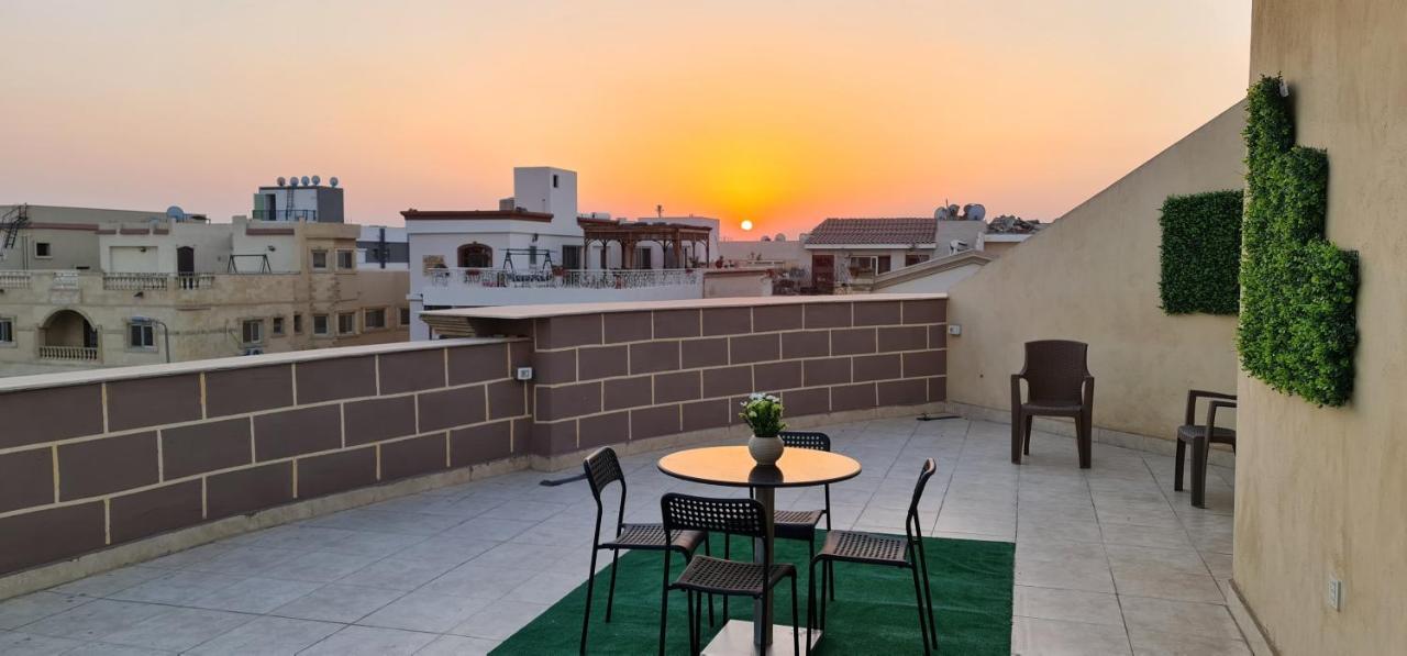 Luxurious apartment in the Fifth Settlement with a terrace - B&B Il Cairo