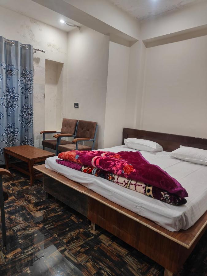 Jammu Ala Guest house - B&B