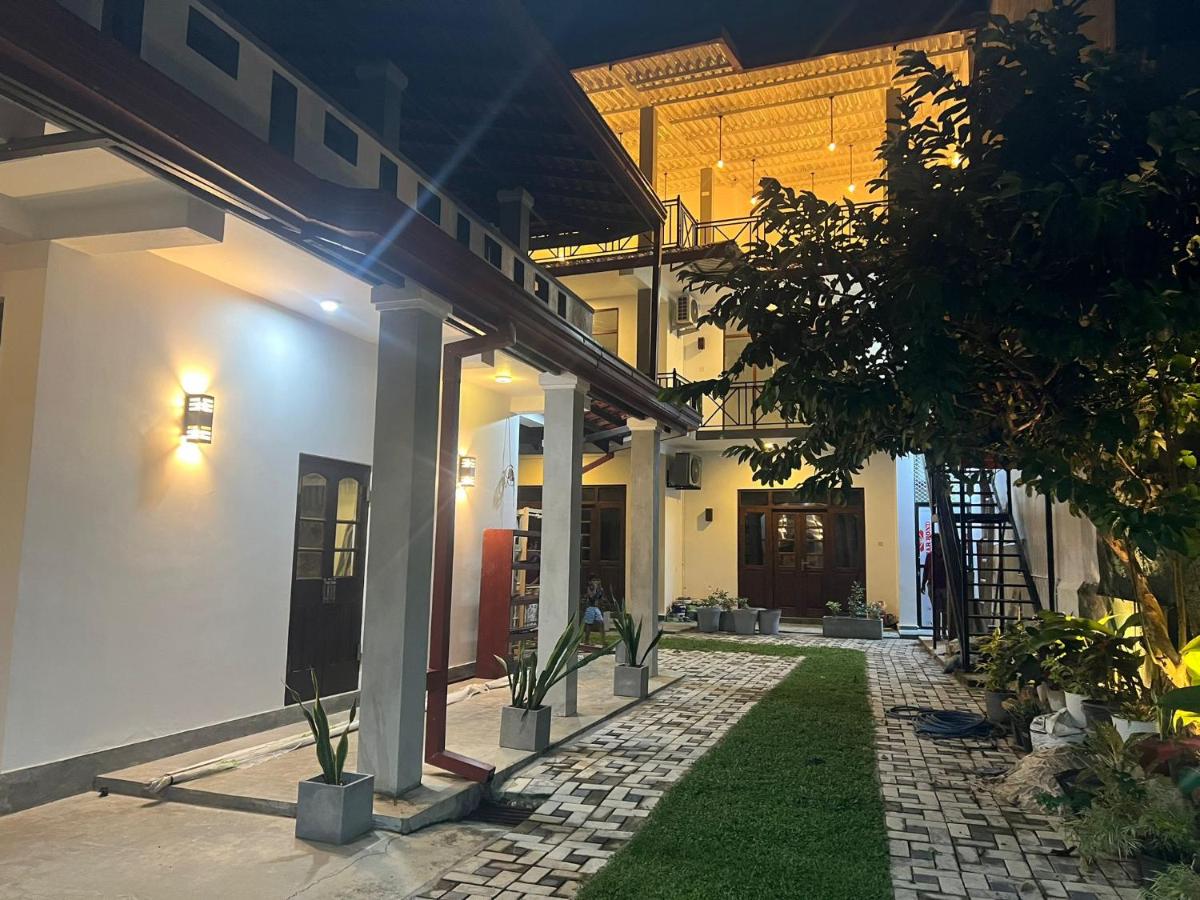 Serenity Villa - Bed and Breakfast