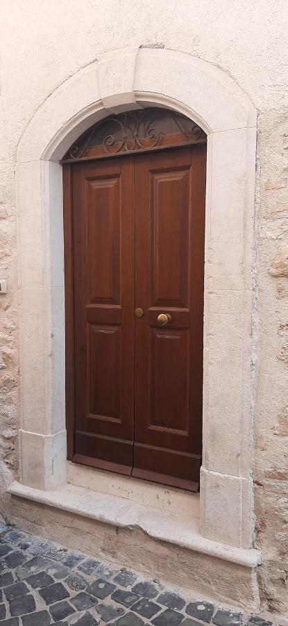 Casa Vacanza Palazzo la Loggia - B&B