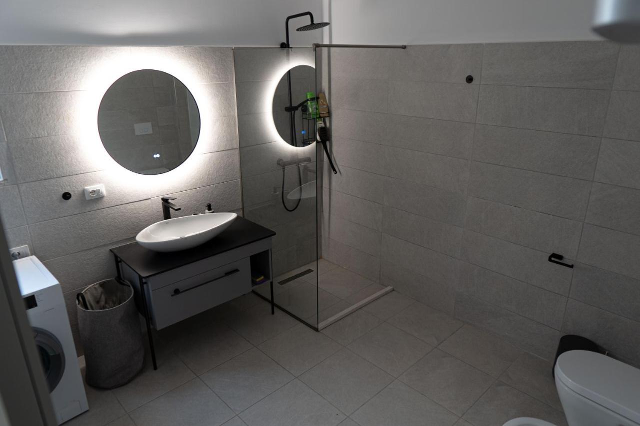 Appartamento con Vista e Balcone