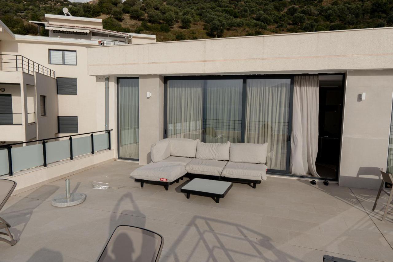 Apartment mit Aussicht und Balkon