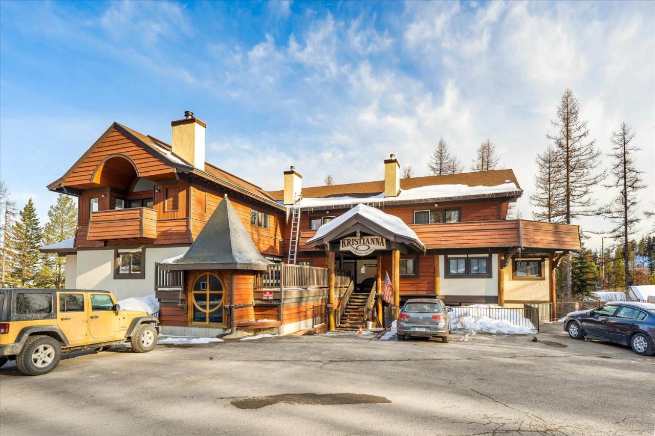 Cozy Ski-In Ski-Out Big Mountain Condo - Chambres d’hôtes Whitefish