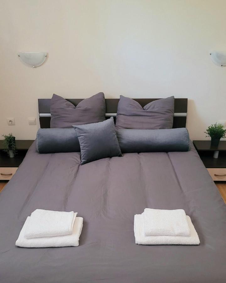 Apartment mit 1 Schlafzimmer und Balkon