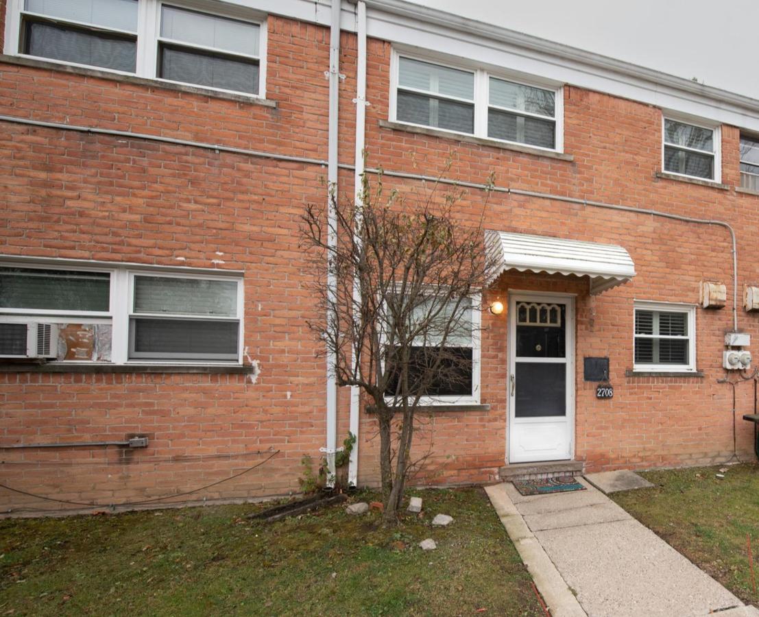 Cozy Condo in the Heart of Royal Oak - B&B
