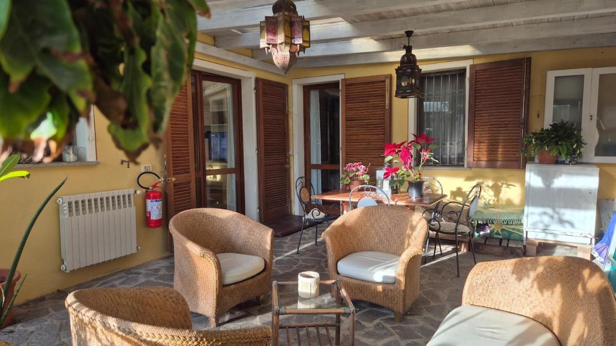 Elba-bella casa in Campagna, meraviglioso giardino, animali ammessi - Chambres d'hôtes Casaluce