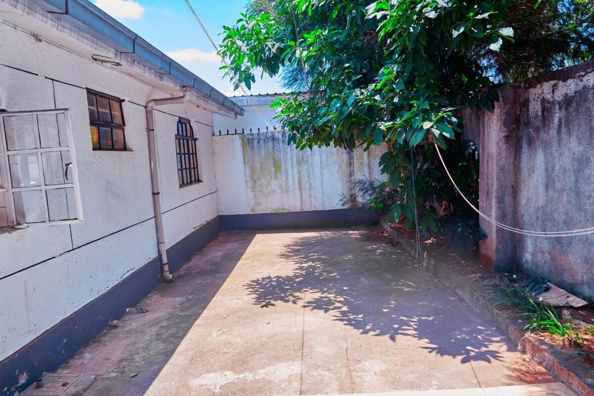 The Hamlet-Karen - B&B Nairobi