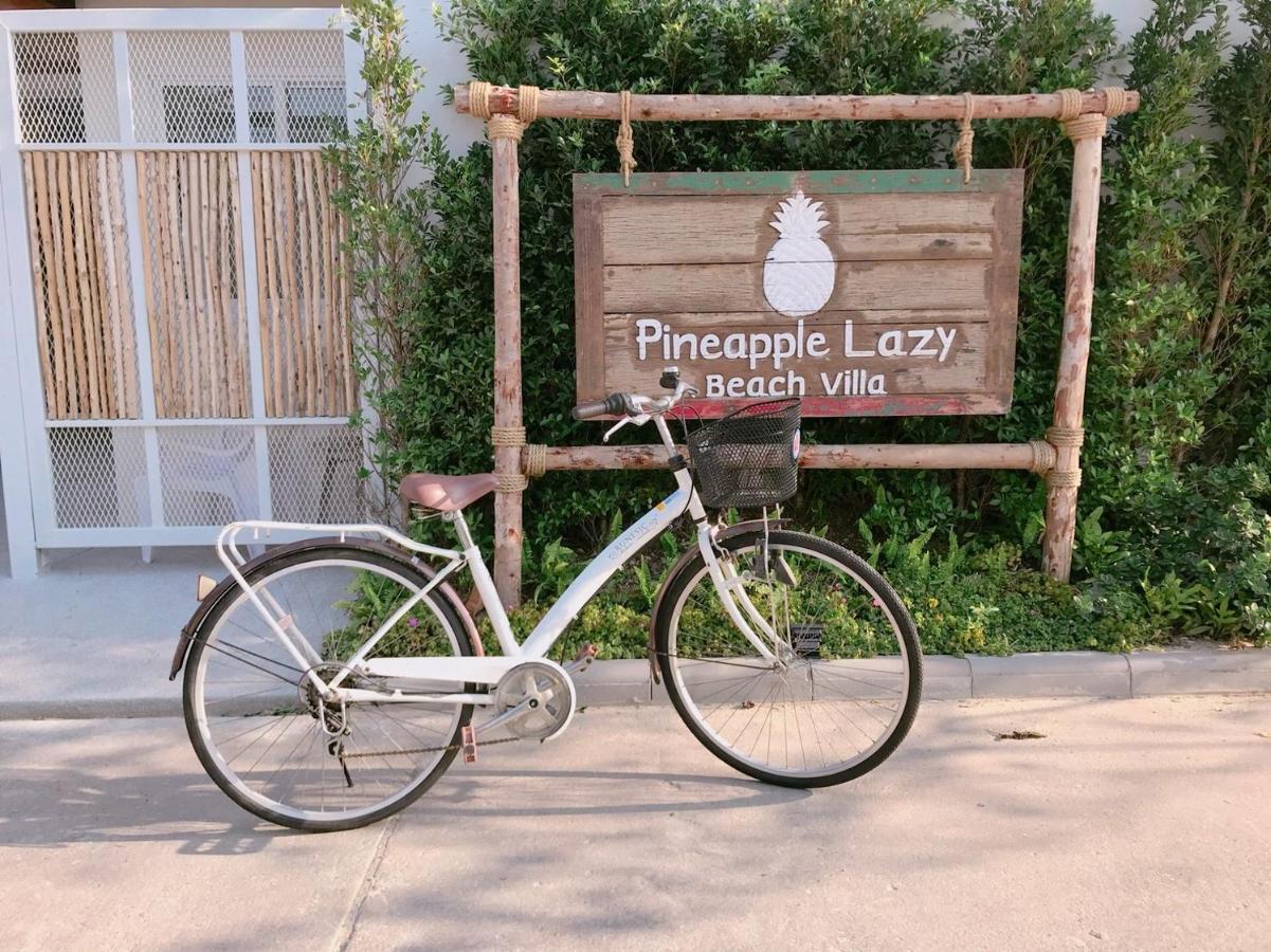 Four-Bedroom Villa Sea