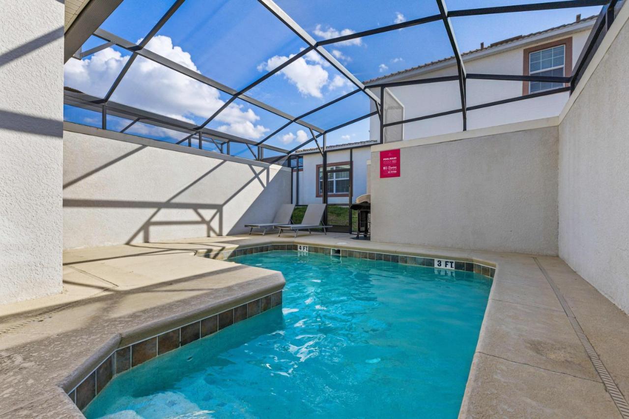 8990 Stinger Drive - B&B