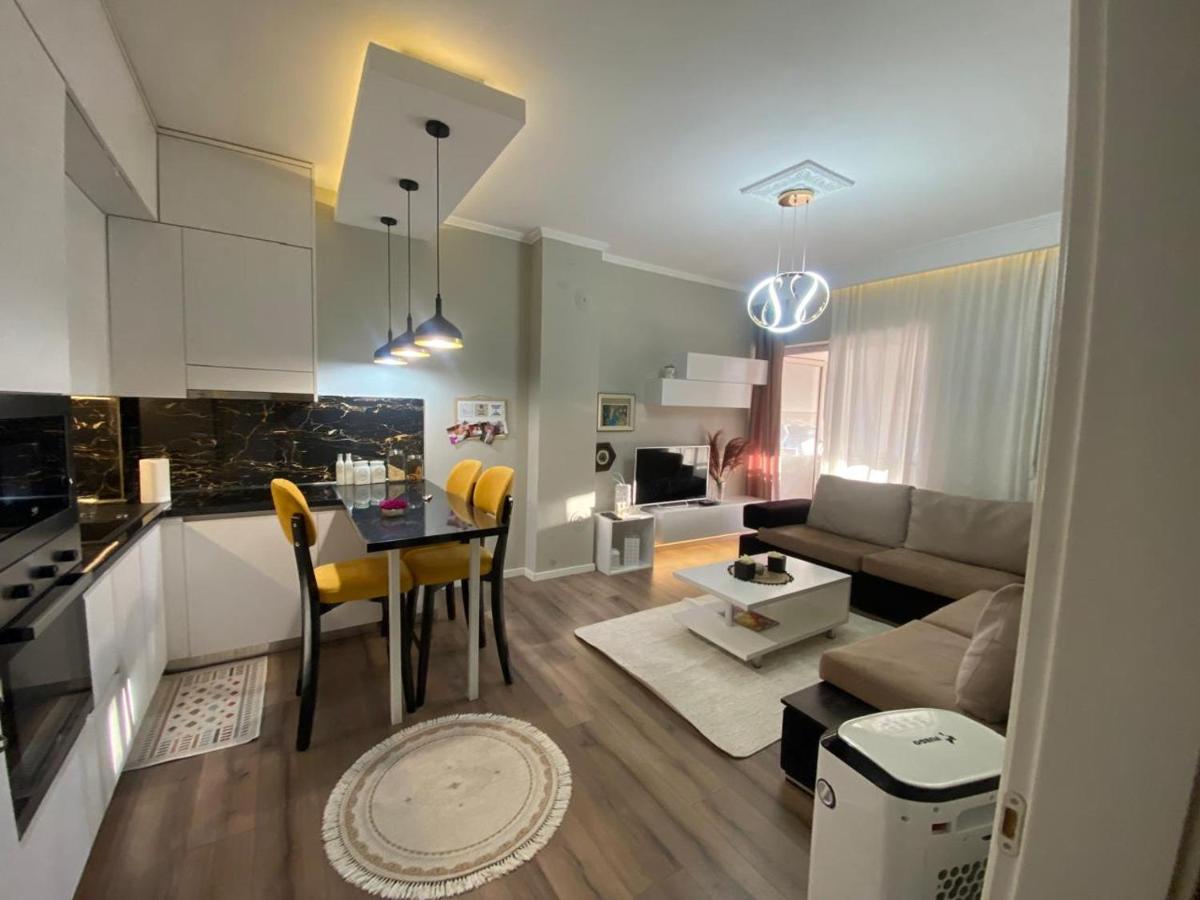 4E Apartament - B&B Pogradec