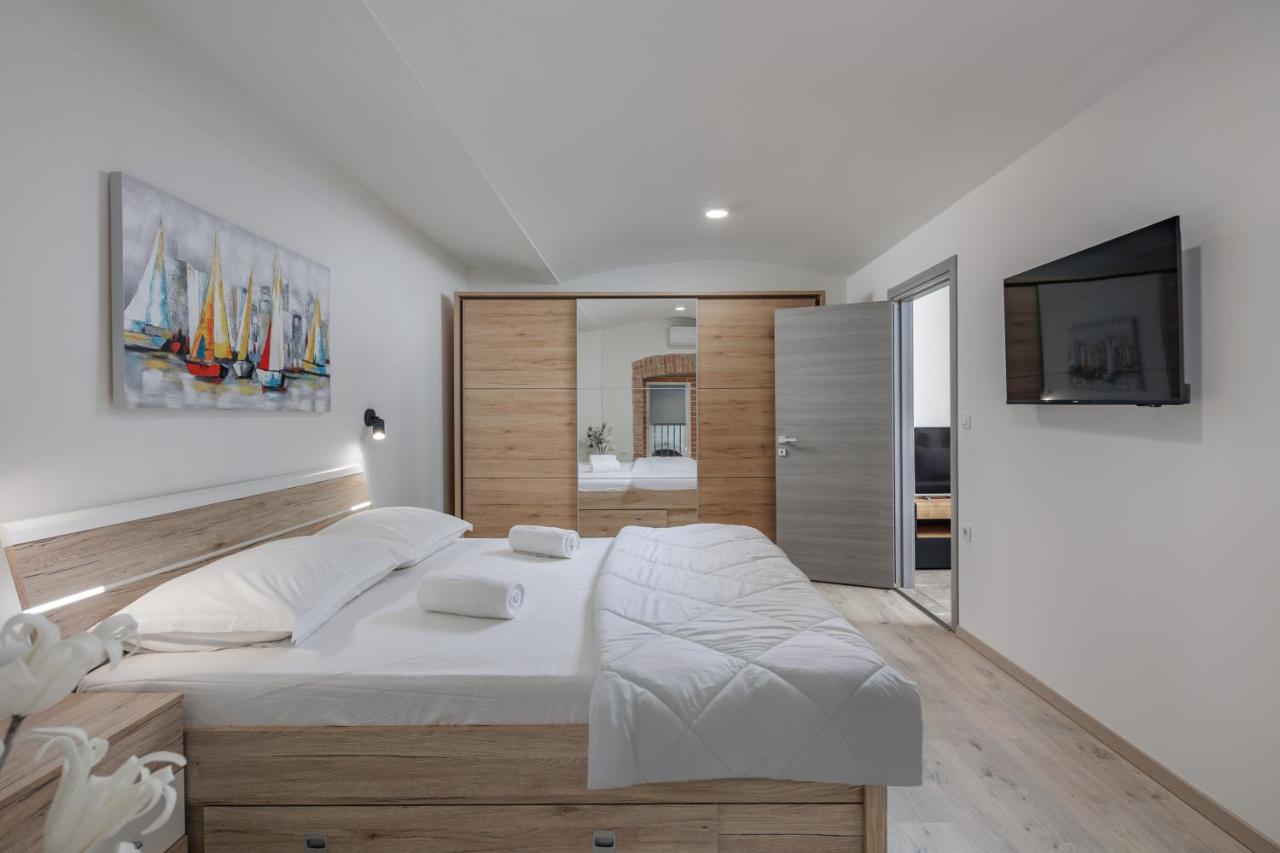 Rijeka City Vibes Apartment - Happy Rentals - B&B Fiume