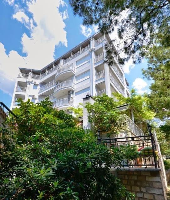 Beachfront apartment Romilda - Bed and Breakfast