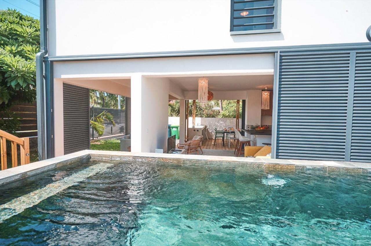 Villa Standing avec piscine, jardin, bord de mer - B&B Saint-Gilles les Bains