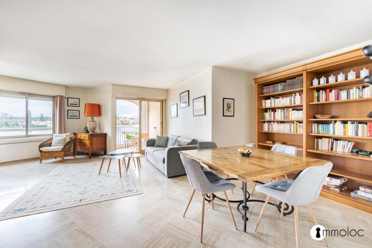 Spacious apartment with pool located in the Marina of Mandelieu - Ferienwohnung Mandelieu-la-Napoule